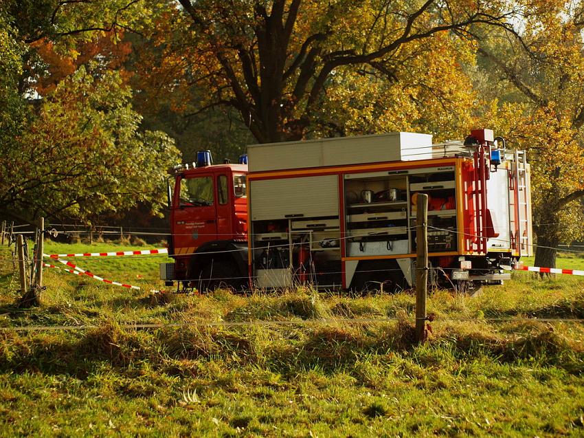 Kleinflugzeug abgestuerzt Sankt Augustin Meindorf P032.JPG